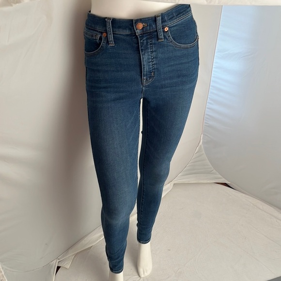 Madewell 10” High Rise skinny blue jeans